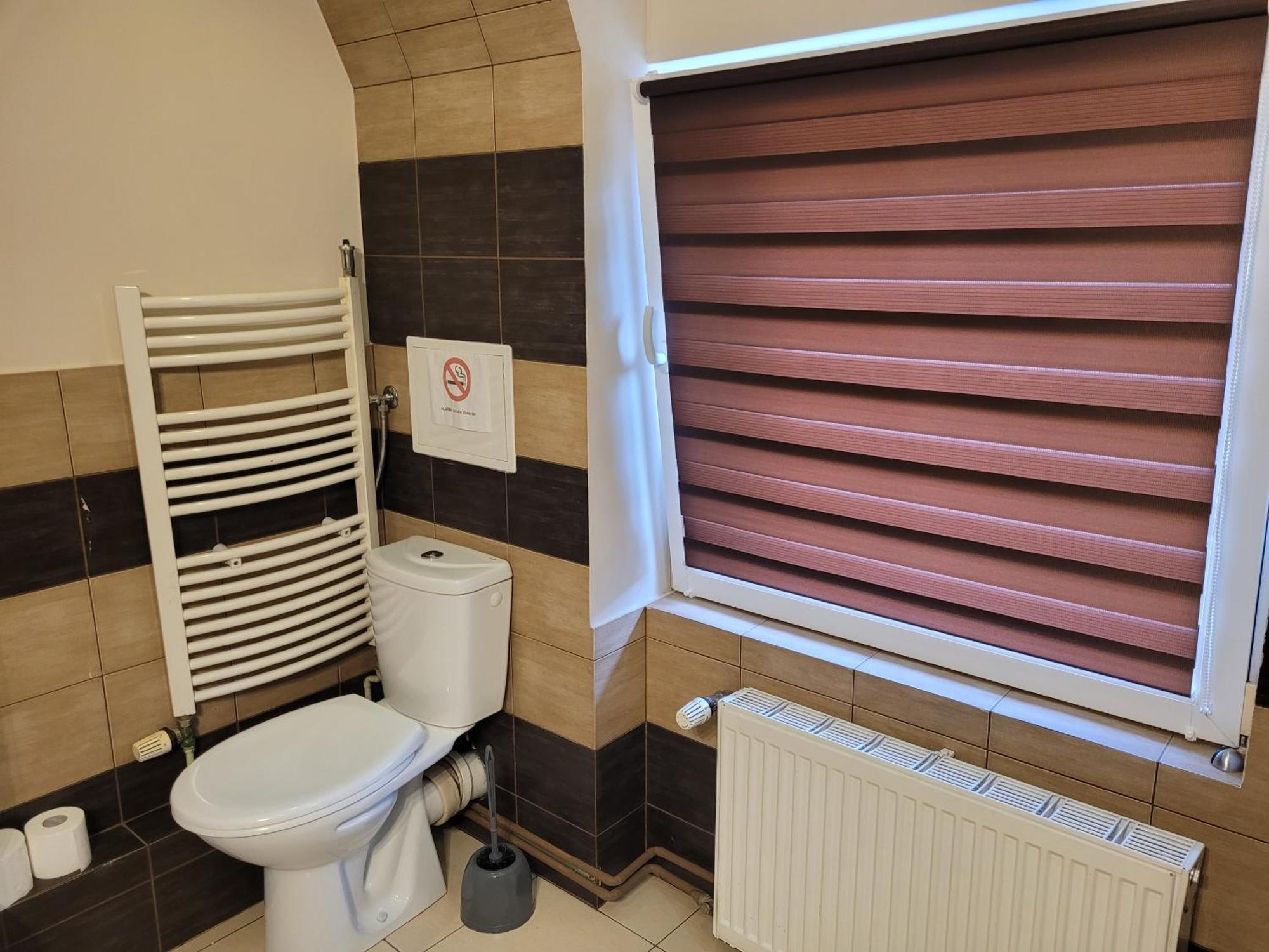 Apartment Centre *